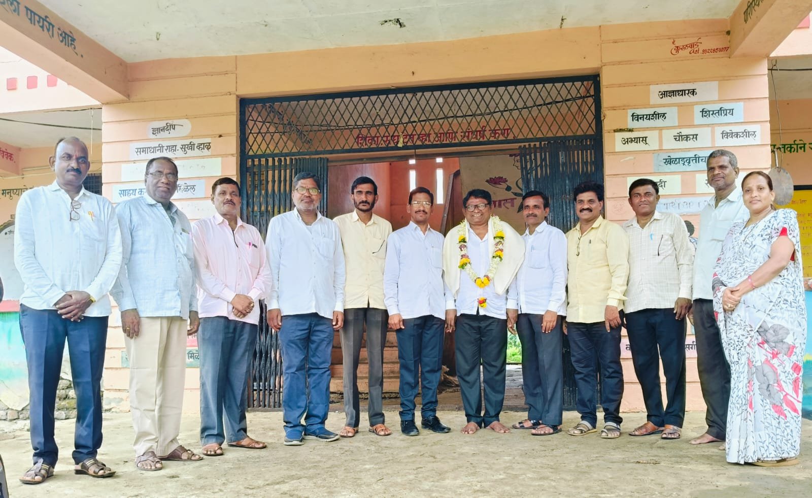 एक शांत,संयमी व अभ्यासू व्यक्तिमत्व विठ्ठल वाघमारे सर