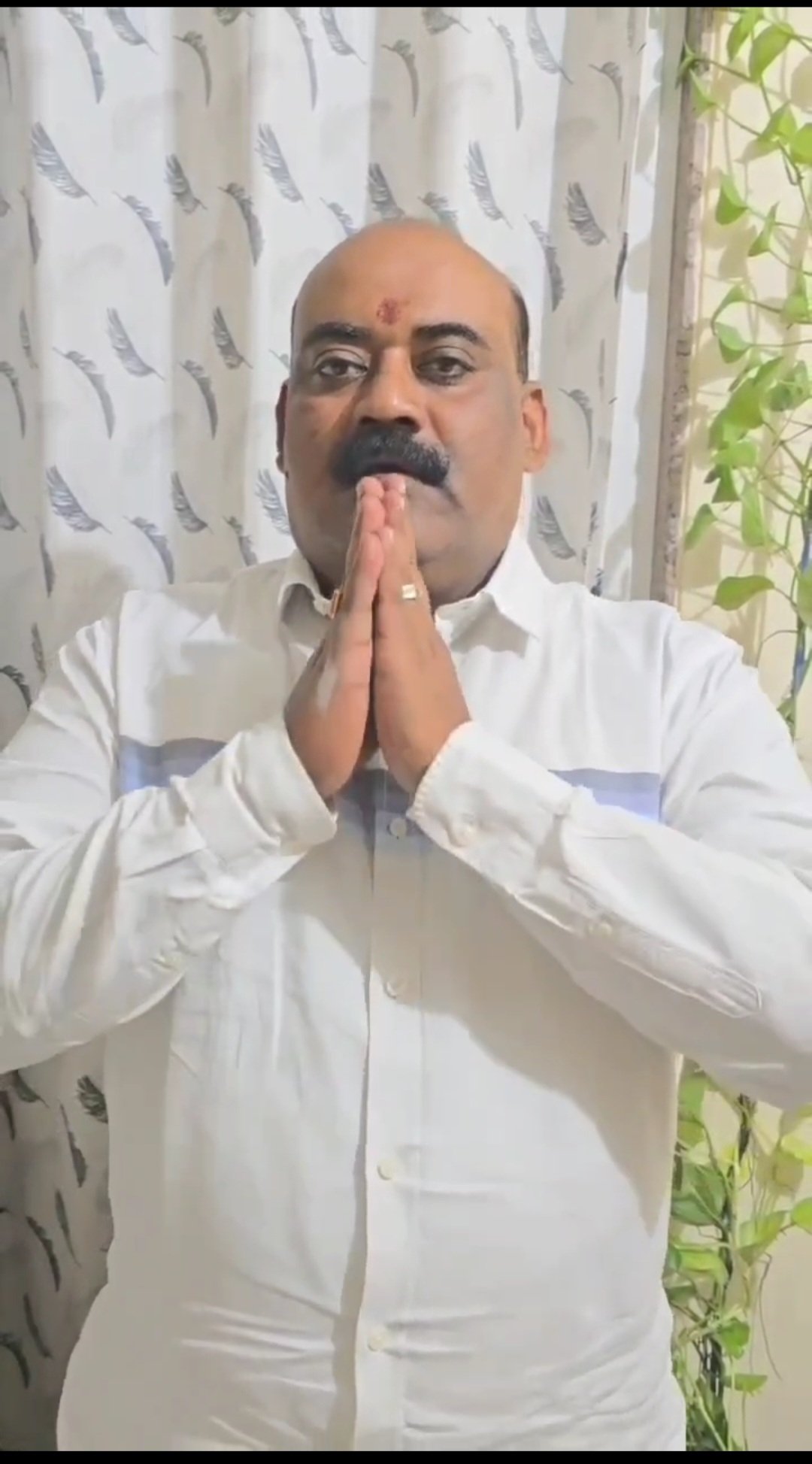 जुन्नर तालुक्याचा नालायक बांडगुळ आमदार शरद सोनवणे चा जाहीर निषेध*