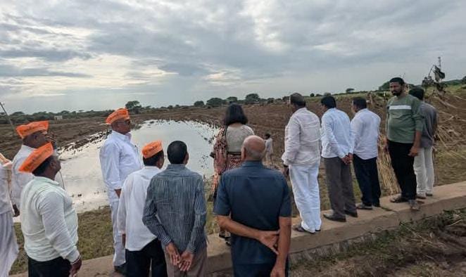 अतिवृष्टीमुळे झालेल्या नुकसानीची पाहणी.मिनलताई खतगावकर