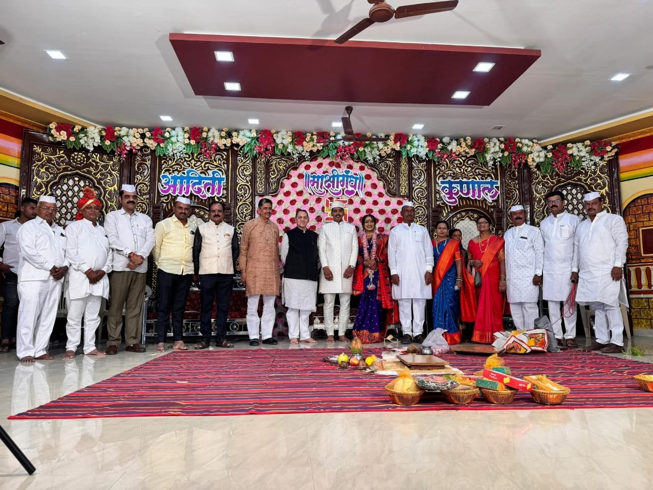 आंबेगाव तालुक्यातील अवसरी खुर्द येथील श्री. दत्तात्रय दादाभाऊ शिंदे यांचे सुपुत्र चि. कुणाल आणि श्री. श्रीराम बाळासाहेब टेमकर यांची कन्या  चि. सौ. कां. आदिती यांचा साक्षीगंध समारंभ आज साई लॉन्स मंगल कार्यालय, अवसरी खुर्द