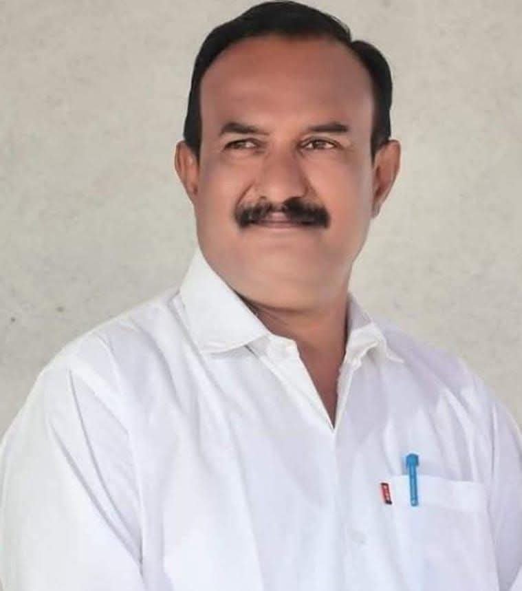 मराठा चळवळीतील सहकारी अनिल