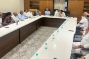 कर्मवीर भाऊराव पाटील यांच्या पुण्यतिथीनिमित्त रयत शिक्षण संस्था, सातारा येथे आयोजित कार्यक्रमात उपस्थितांशी सुसंवाद साधला.