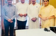 आज सह्याद्री अतिथीगृह येथे मा. उपमुख्यमंत्री तथा पालकमंत्री, पुणे मा. सुनेत्राताई अजितदादा पवार यांची सदिच्छा भेट घेण्याचा सन्मान लाभला.
